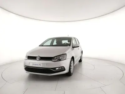 Usata VW Polo Comfortline 75 CV (55 kW) 2017 Argento metallizzato Berlina
