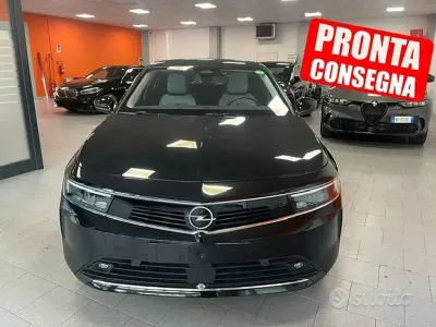 Używany Opel Astra Elegance 110 KM (80 kW) 2023 Czarny Hatchback