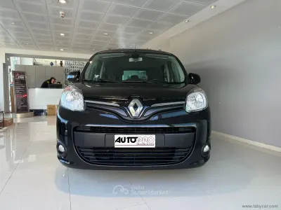 Usata Renault Kangoo LIMITED 110 CV (80 kW) 2015 Nero Monovolume