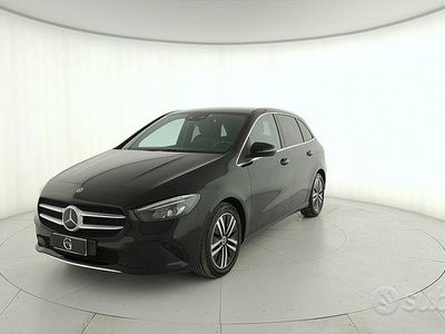 Occasion Mercedes B180 116 ch (85 kW) 2022 Noir Monospace