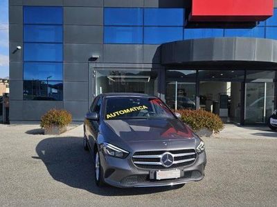 Usata Mercedes B180 116 CV (85 kW) 2019 Grigio Monovolume