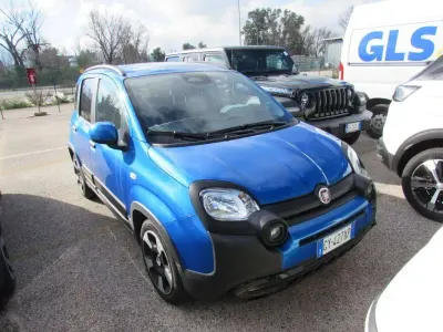 Usado Fiat Panda Cross Cross 69 CV (50 kW) 2025 Azul Utilitario