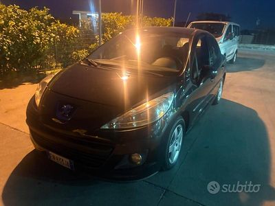 Usata Peugeot 207 2012 Nero