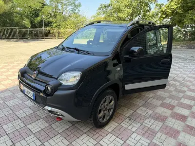 Usata Fiat Panda Cross Cross 86 CV (63 kW) 2020 Utilitaria