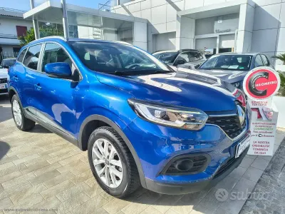 Usata Renault Kadjar Business 116 CV (85 kW) 2020 Blu/azzurro SUV