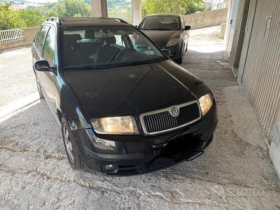 Usata Skoda Fabia 2005 Nero Station wagon