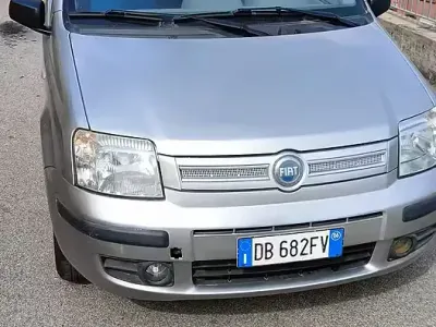 Usata Fiat Panda 60 CV (44 kW) 2006 Utilitaria