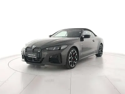 Nuova BMW M440 M Sport 374 CV (275 kW) 2025 Grigio Cabrio