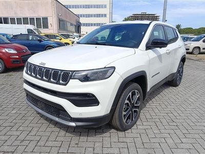 Bianco Nuova 2025 Jeep Compass Altitude SUV | 32.500 €