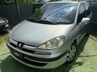 Usata Peugeot 807 136 CV (100 kW) 2006 Grigio Monovolume