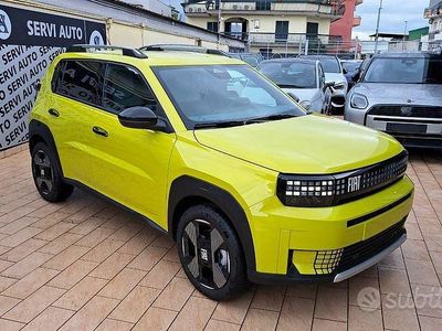Nuova Fiat Grande Panda La Prima 110 CV (80 kW) 2025 Giallo Utilitaria
