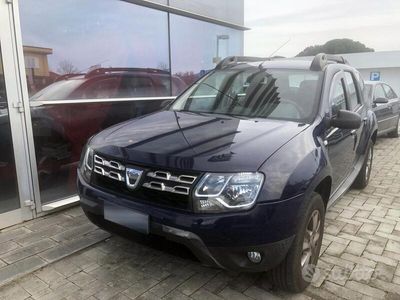 Usata Dacia Duster Lauréate 110 CV (80 kW) 2014 Blu SUV