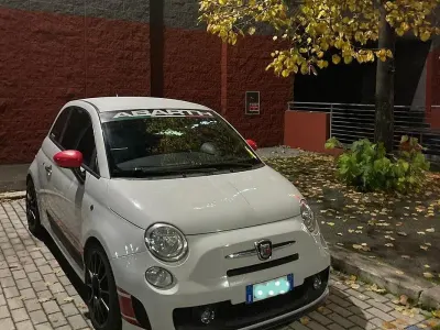 Usata Abarth 500 135 CV (99 kW) 2009 Utilitaria