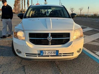 Usata Dodge Caliber 140 CV (102 kW) 2010 Bianco Utilitaria