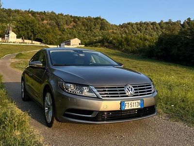 Usata VW Passat 140 CV (102 kW) 2013 Marrone Berlina