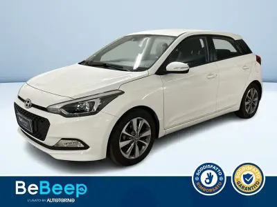 Usata Hyundai i20 Comfort 84 CV (61 kW) 2017 Bianco pastello Utilitaria