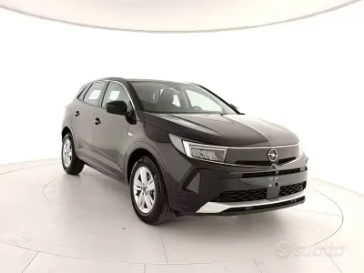 Usata Opel Grandland X Edition 131 CV (96 kW) 2024 Nero SUV