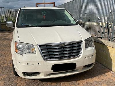 Usata Chrysler Voyager 2010 Bianco Monovolume