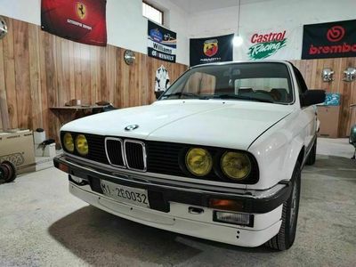 Usata BMW 320 Cabriolet 126 CV (92 kW) 1987 Bianco Cabrio