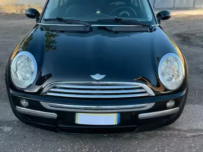 Usata Mini ONE 88 CV (64 kW) 2005 Nero Utilitaria