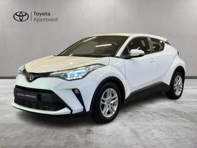 Occasion Toyota C-HR Active 122 ch (89 kW) 2023 Blanc SUV