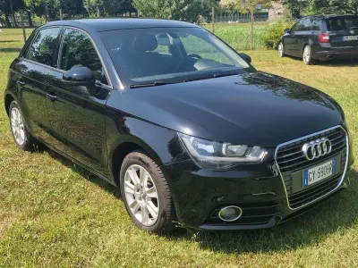 Usata Audi A1 Sportback Ambition 86 CV (63 kW) 2012 Nero Utilitaria