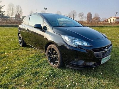 Usata Opel Corsa 90 CV (66 kW) 2018 Nero Utilitaria