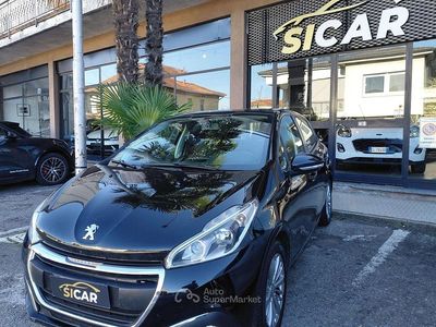 Usata Peugeot 208 Active 82 CV (60 kW) 2017 Nero Utilitaria