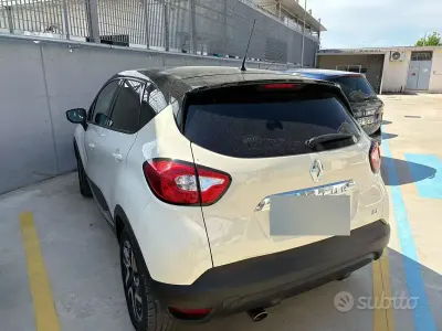 Usata Renault Captur 90 CV (66 kW) 2013 Bianco SUV