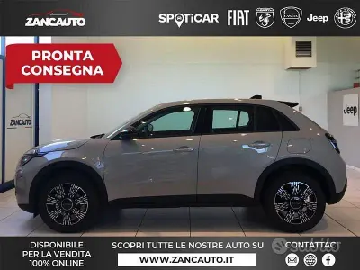 Nuova Fiat 600 Icon 101 CV (74 kW) 2026 Beige SUV
