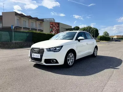 Usata Audi A1 Ambition 90 CV (66 kW) 2014 Bianco Utilitaria