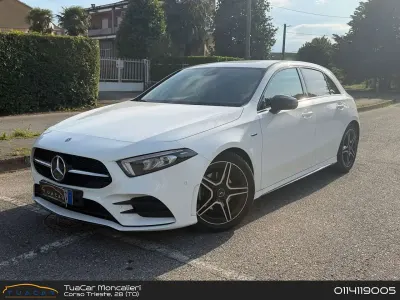 Usata Mercedes A180 AMG Line Premium 116 CV (85 kW) 2021 Bianco Berlina