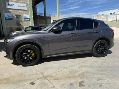 Usata Alfa Romeo Stelvio 210 CV (154 kW) 2018 Grigio SUV