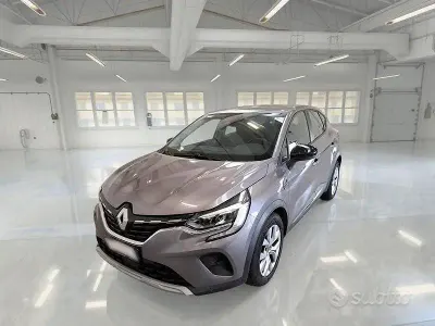 Usata Renault Captur Business 91 CV (66 kW) 2021 Grigio SUV