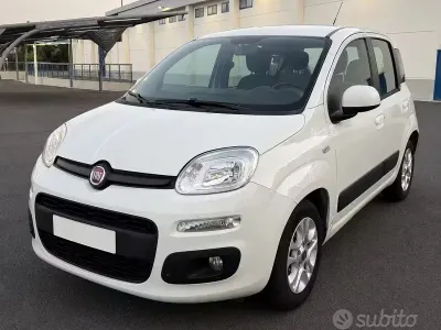 Usata Fiat Panda Lounge 75 CV (55 kW) 2014 Bianco Utilitaria