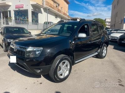 Usata Dacia Duster Lauréate 110 CV (80 kW) 2012 Nero SUV