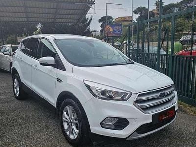 Usata Ford Kuga Sport 120 CV (88 kW) 2019 Bianco SUV