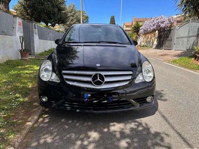 Mercedes R280