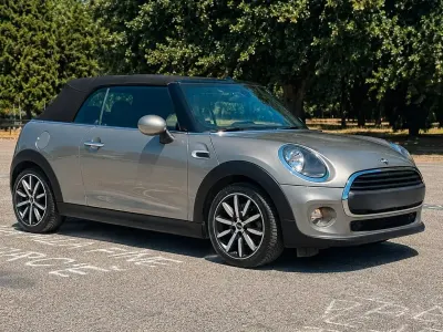 Usata Mini ONE 102 CV (75 kW) 2018 Grigio Utilitaria