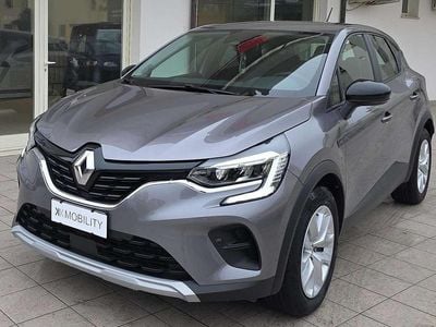 Grigio scisto Usata 2022 Renault Captur Zen SUV | 18.200 € (Buon prezzo)