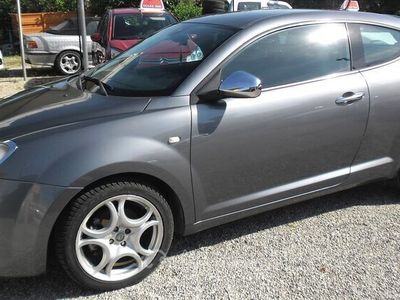 Usata Alfa Romeo MiTo Distinctive 95 CV (69 kW) 2012 Gray Utilitaria