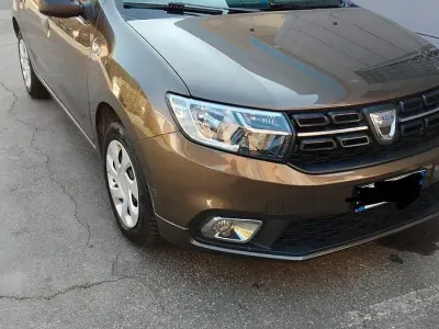 Usata Dacia Sandero 75 CV (55 kW) 2018 Marrone Berlina