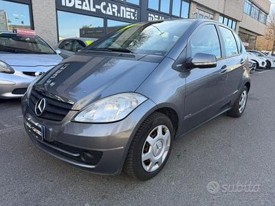 Usata Mercedes A160 Executive 95 CV (69 kW) 2011 Grigio Berlina