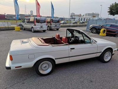 Usata BMW 325 171 CV (125 kW) 1987 Cabrio