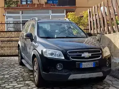 Usata Chevrolet Captiva LS 150 CV (110 kW) 2007 Nero SUV