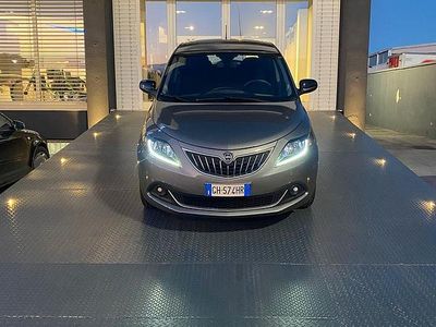 Usata Lancia Ypsilon S 69 CV (50 kW) 2021 Grigio Utilitaria
