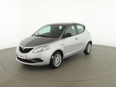 Usata Lancia Ypsilon Silver 70 CV (51 kW) 2017 Grigio Utilitaria
