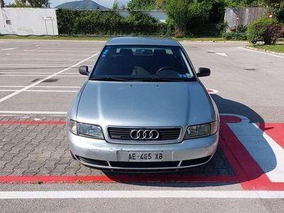 Usata Audi A4 150 CV (110 kW) 1996 Grigio Berlina