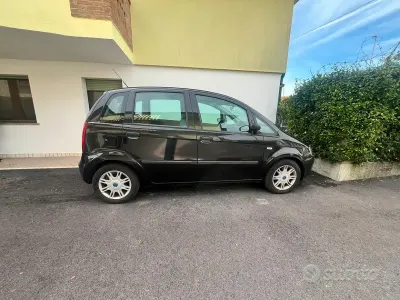 Usata Fiat Idea 80 CV (58 kW) 2005 Nero Monovolume