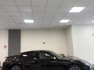 Usata Porsche Panamera 4S Diesel 422 CV (310 kW) 2017 Nero Utilitaria